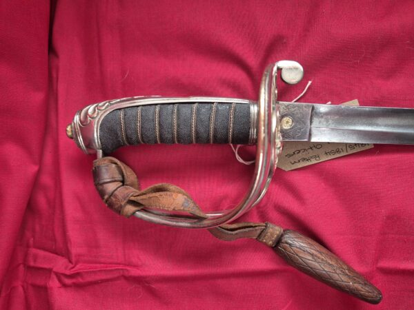 Victorian 1845/1854 pattern officers sword. - Image 4