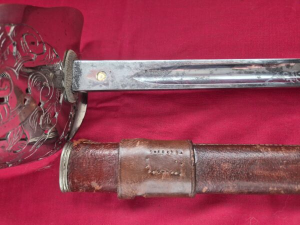 George V 1897 pattern officers sword - Image 12